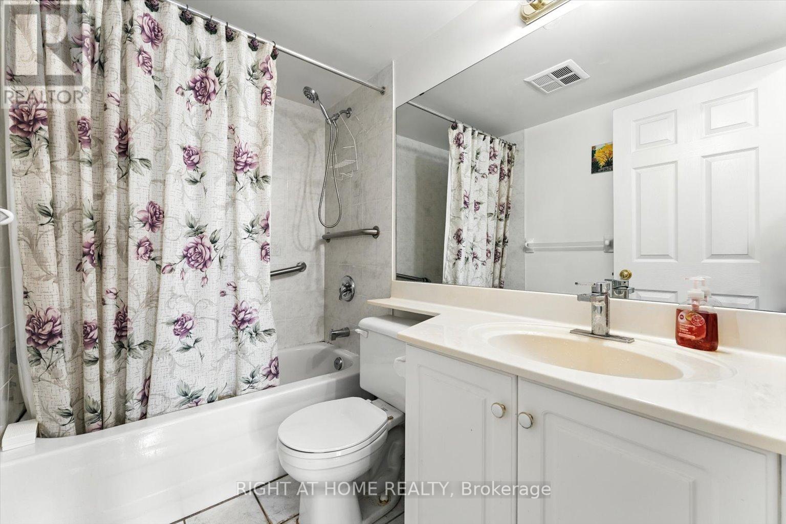 308 - 23 Lorraine Drive, Toronto (Willowdale West), Ontario  M2N 6Z6 - Photo 13 - C12442455