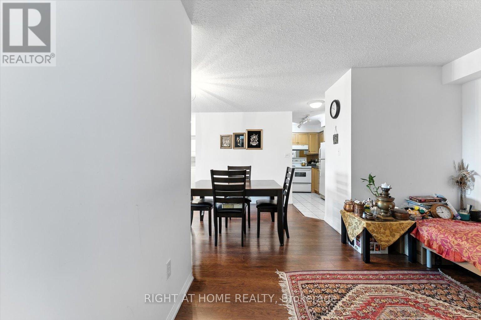 308 - 23 Lorraine Drive, Toronto (Willowdale West), Ontario  M2N 6Z6 - Photo 18 - C12442455