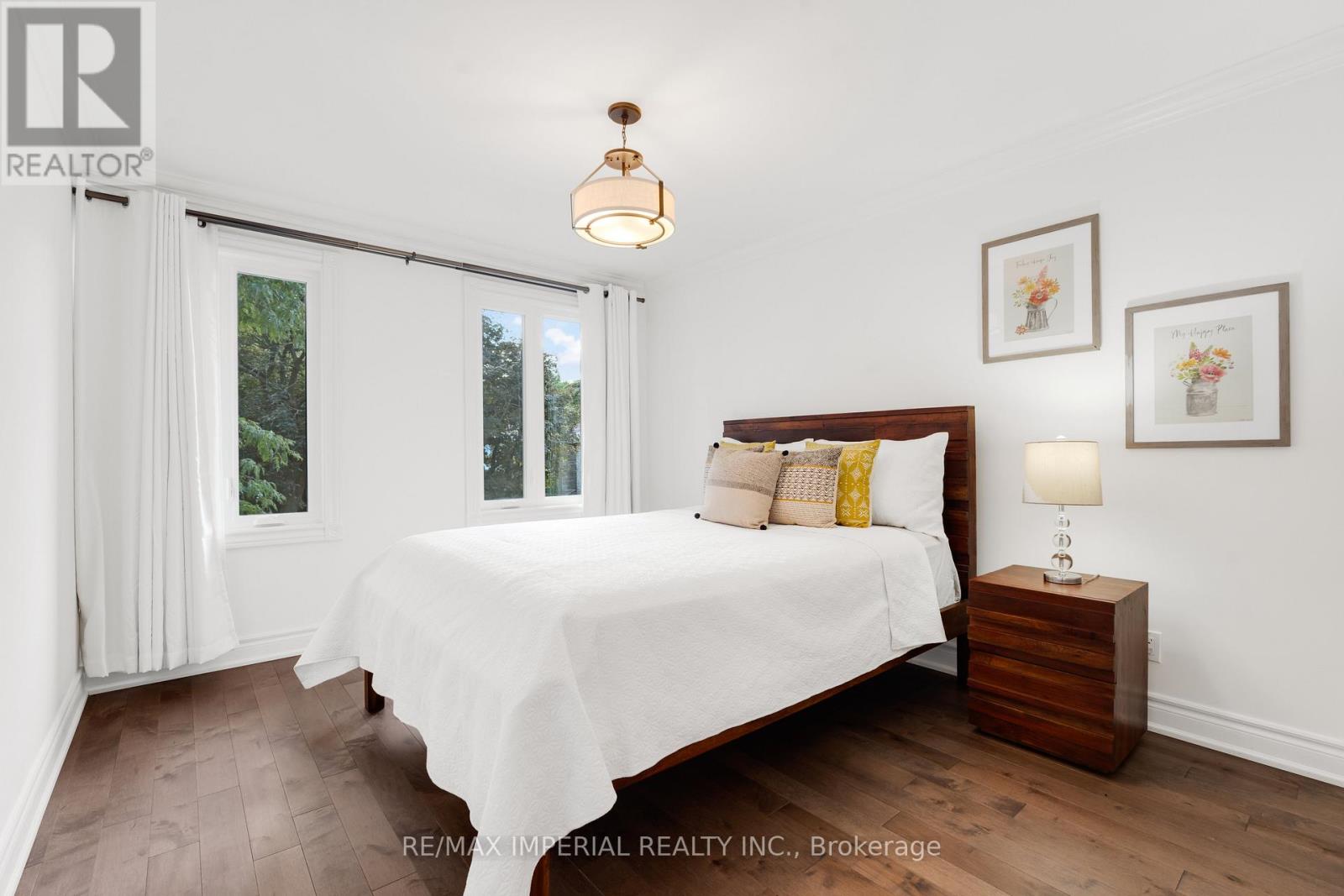 263 Upper Highland Crescent, Toronto, Ontario  M2P 1V4 - Photo 38 - C12442459