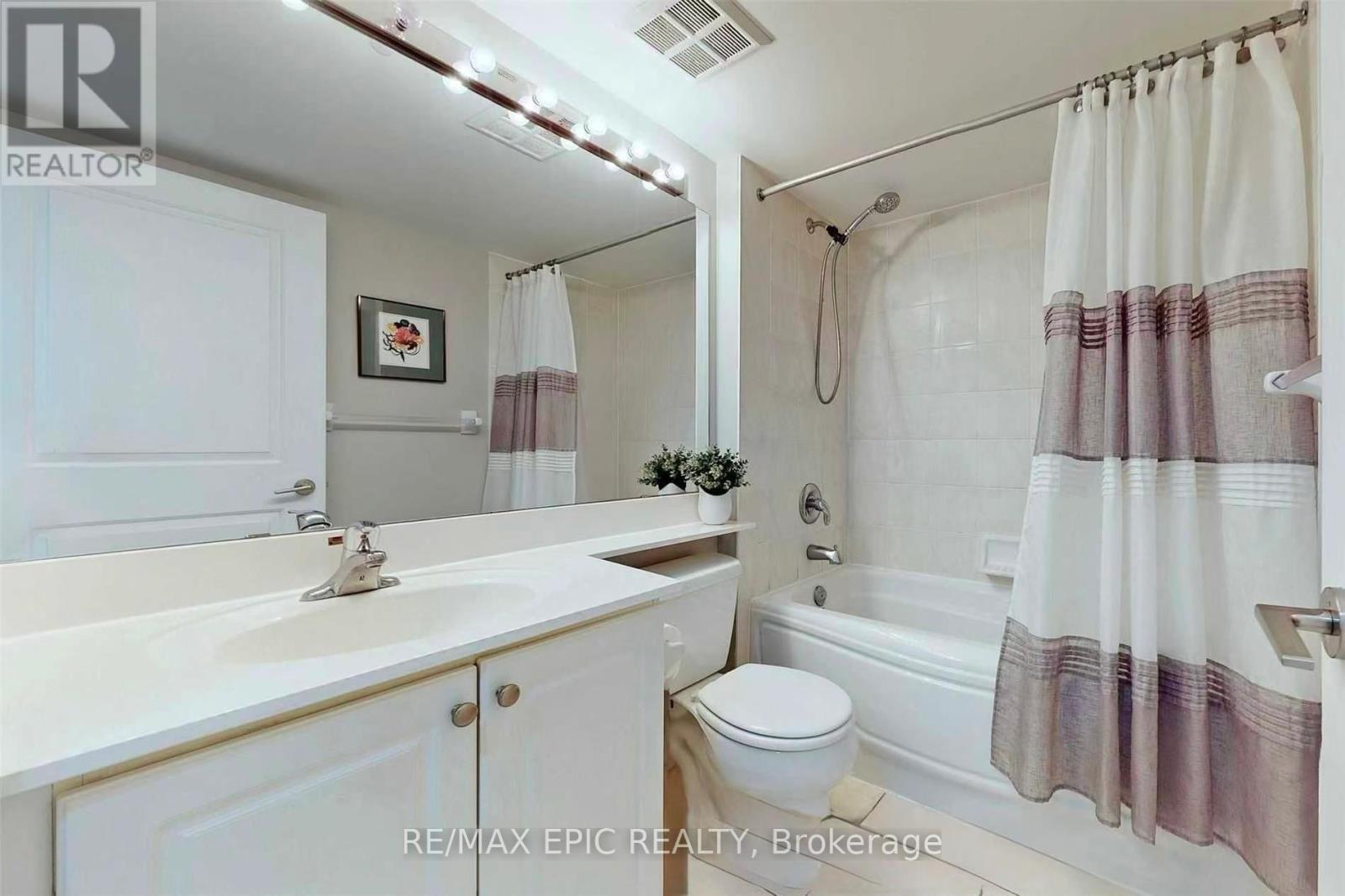 1501 - 4978 Yonge Street, Toronto, Ontario  M2N 7G8 - Photo 14 - C12442500