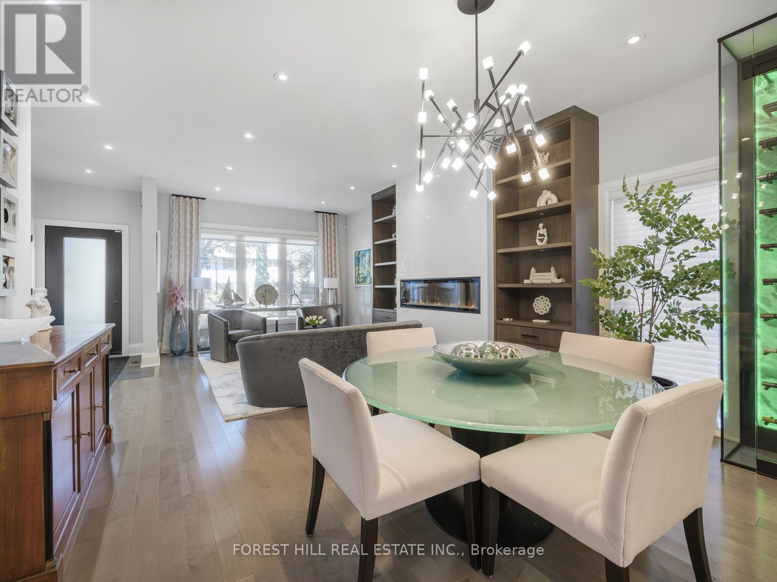 67 Duggan Avenue, Toronto, Ontario  M4V 1Y1 - Photo 9 - C12442512