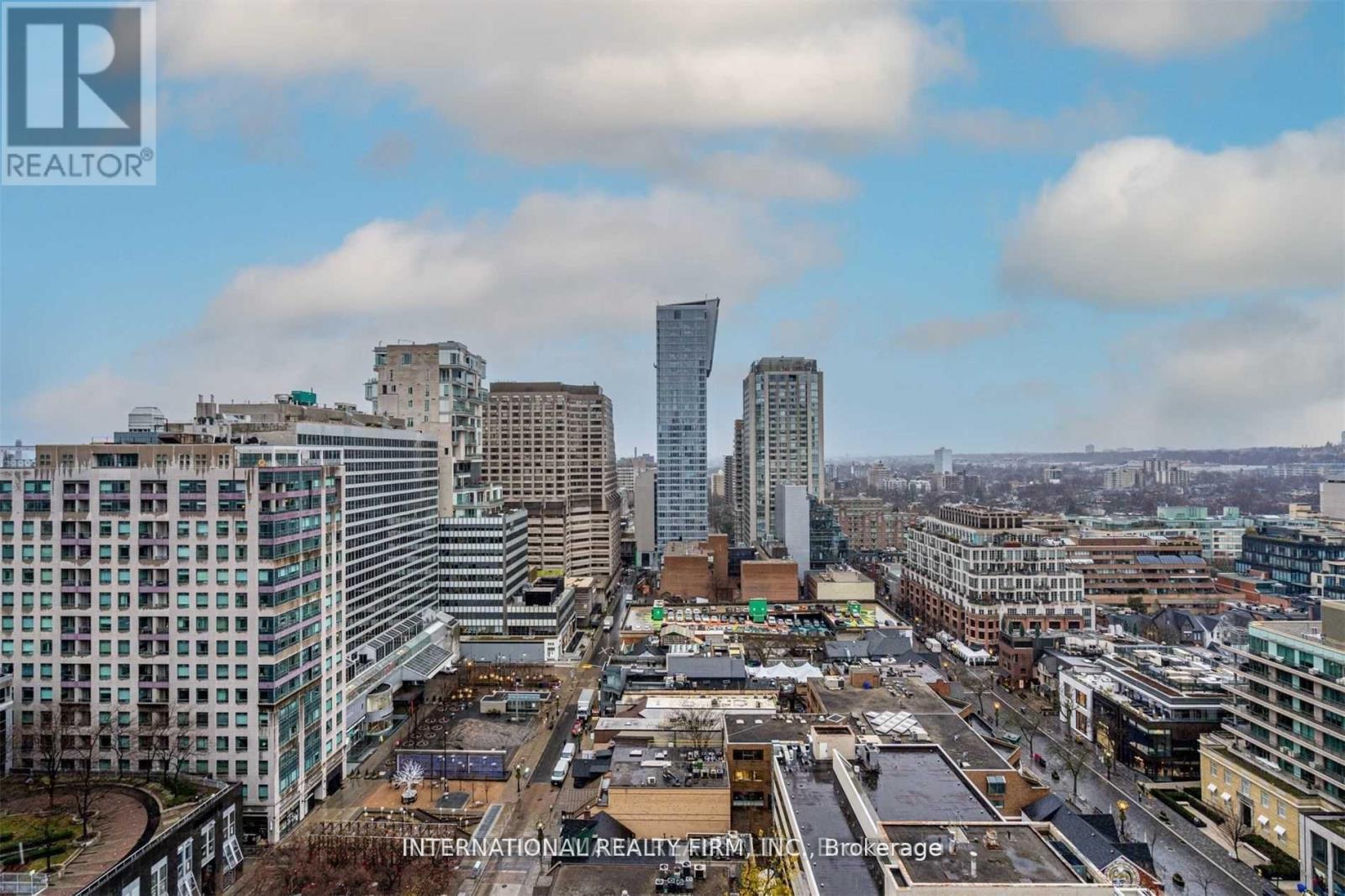 1903 - 88 Cumberland Street, Toronto (Annex), Ontario  M5R 3V1 - Photo 12 - C12442526