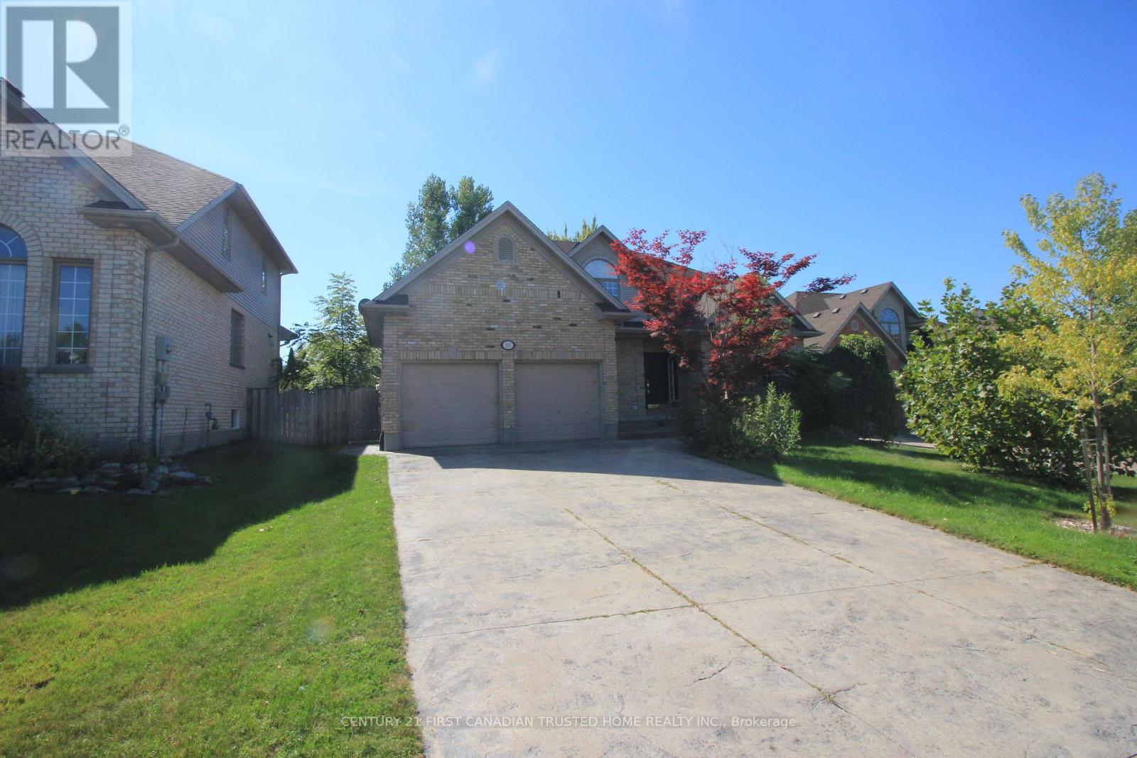 157 Mcgarrell Drive, London North, Ontario  N6B 1R1 - Photo 2 - X12442301