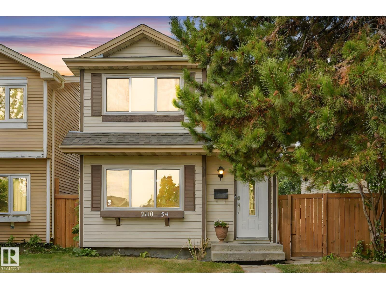 2110 54 St Nw, Edmonton, Alberta  T6L 4T9 - Photo 1 - E4460615
