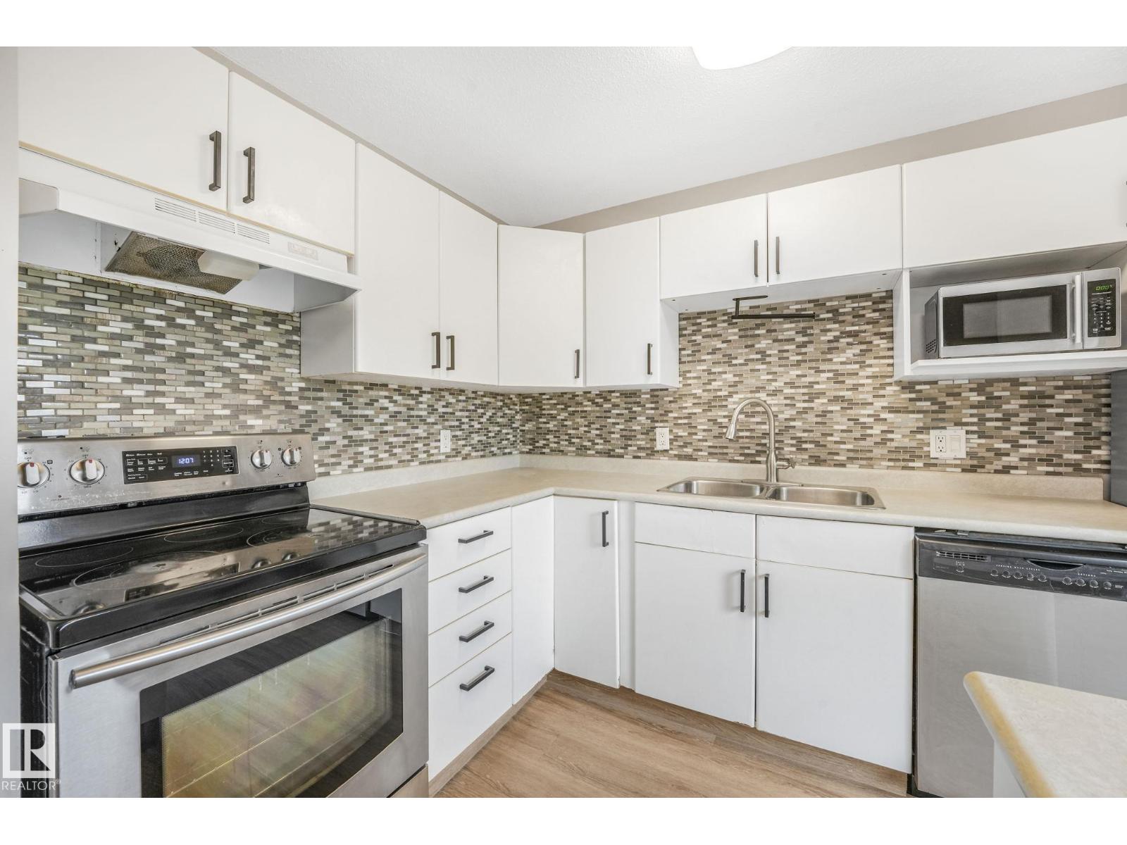 2110 54 St Nw, Edmonton, Alberta  T6L 4T9 - Photo 12 - E4460615