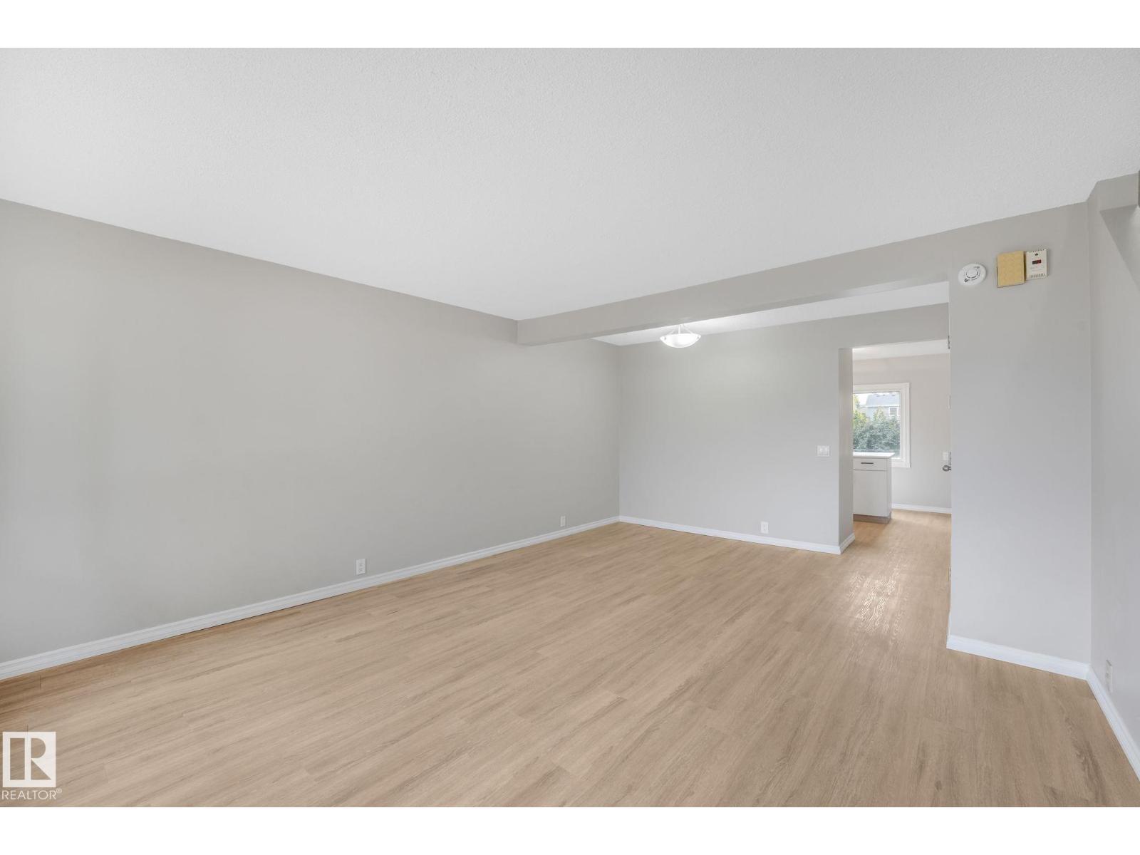2110 54 St Nw, Edmonton, Alberta  T6L 4T9 - Photo 7 - E4460615