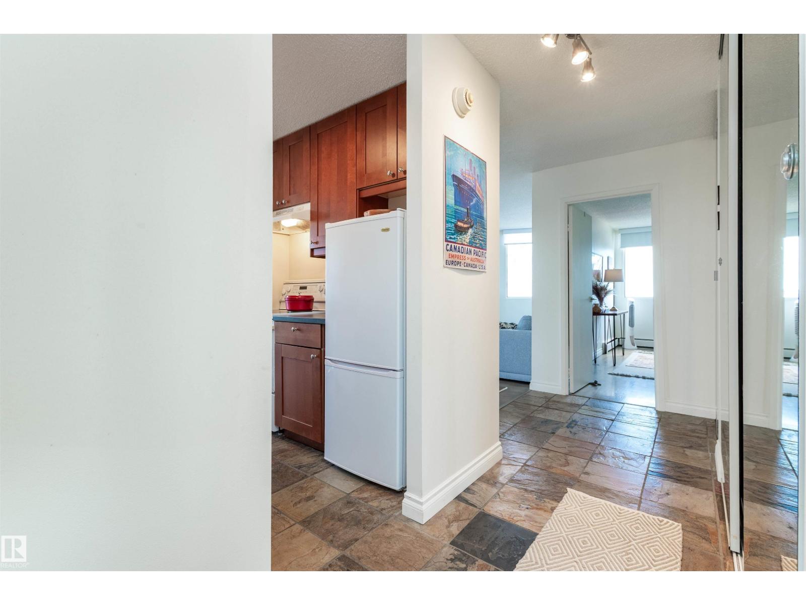 #801 12141 Jasper Av Nw, Edmonton, Alberta  T5N 3X8 - Photo 14 - E4460616
