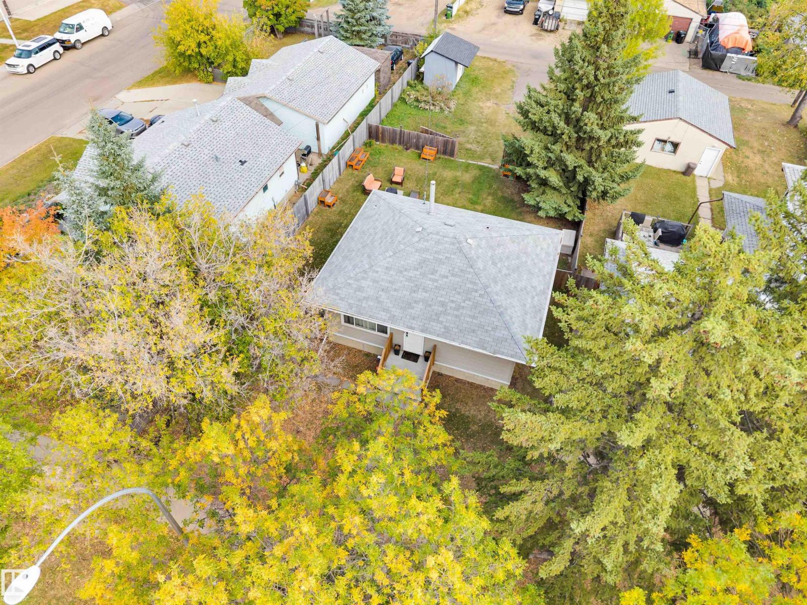 10455 163 St Nw, Edmonton, Alberta  T5P 3N9 - Photo 2 - E4460617