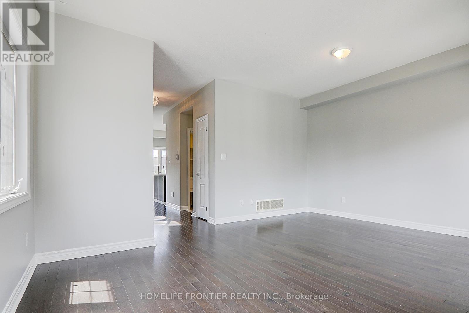 53 Ferris Square, Clarington (Courtice), Ontario  L1E 0J2 - Photo 17 - E12442355