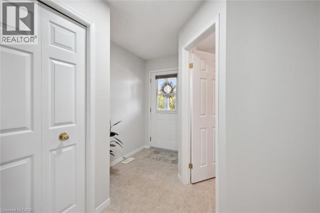 7 Mahogany Street, Kitchener, Ontario  N2E 3Z2 - Photo 6 - 40775391