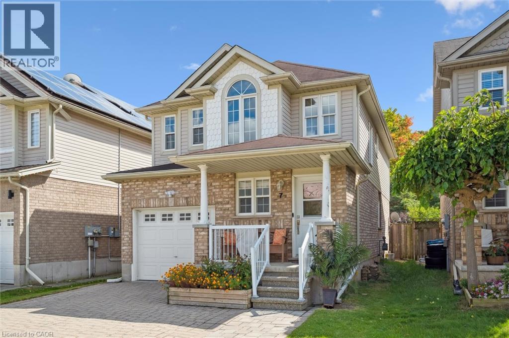 7 Mahogany Street, Kitchener, Ontario  N2E 3Z2 - Photo 4 - 40775391