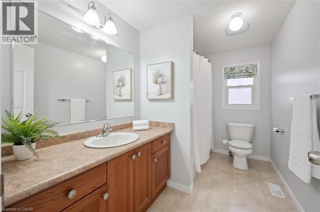 7 Mahogany Street, Kitchener, Ontario  N2E 3Z2 - Photo 29 - 40775391