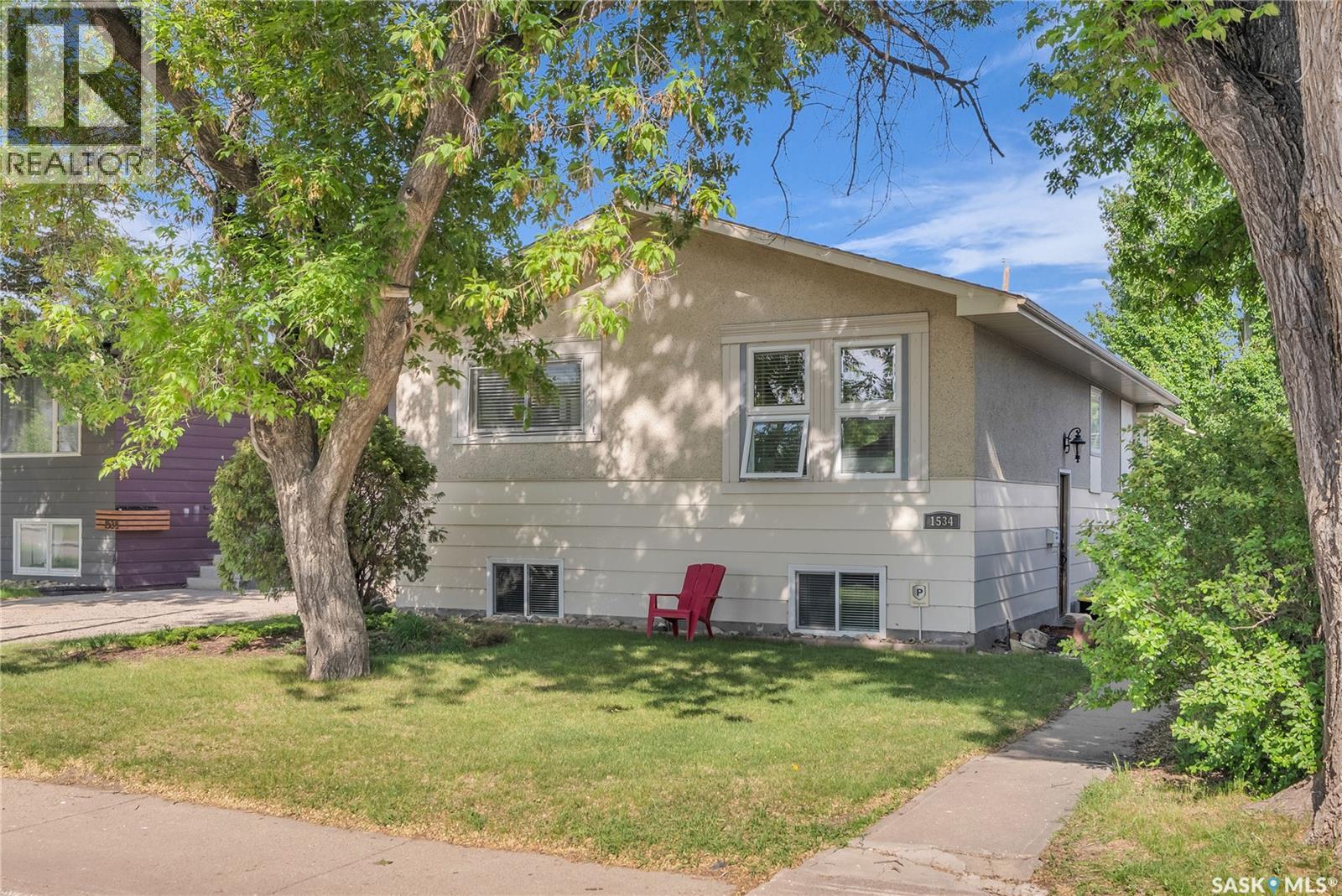 1534 9th AVENUE N, Saskatoon, Saskatchewan