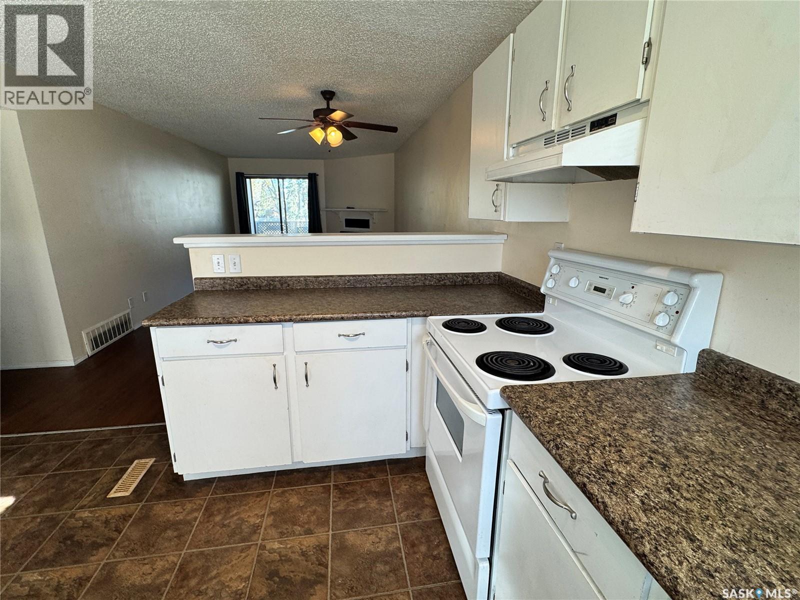 308 Cedar Meadow Drive, Regina, Saskatchewan  S4X 3J5 - Photo 15 - SK020003