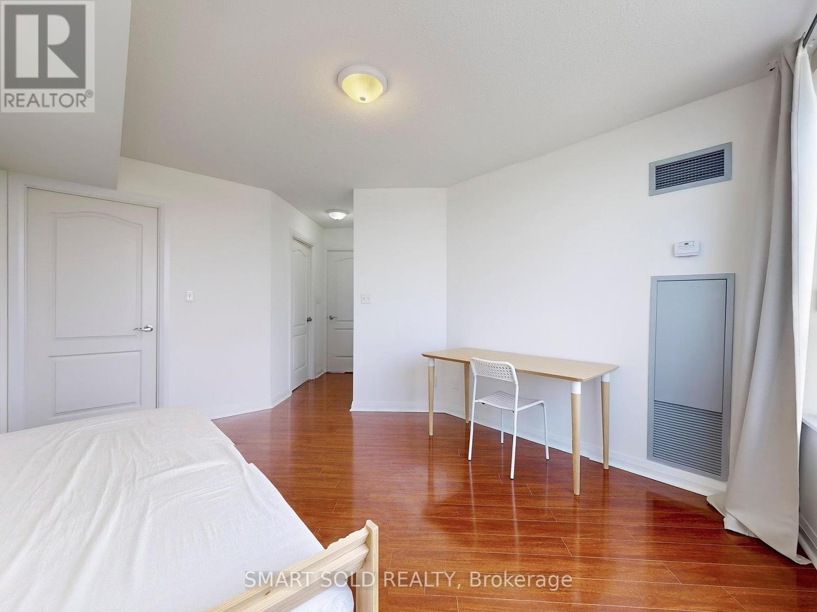 315 - 7363 Kennedy Road, Markham (Milliken Mills East), Ontario  L3R 1G8 - Photo 11 - N12442389