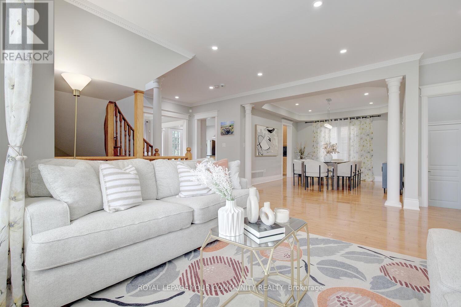 2 Aegis Drive, Vaughan (Patterson), Ontario  L6A 4M6 - Photo 11 - N12442407