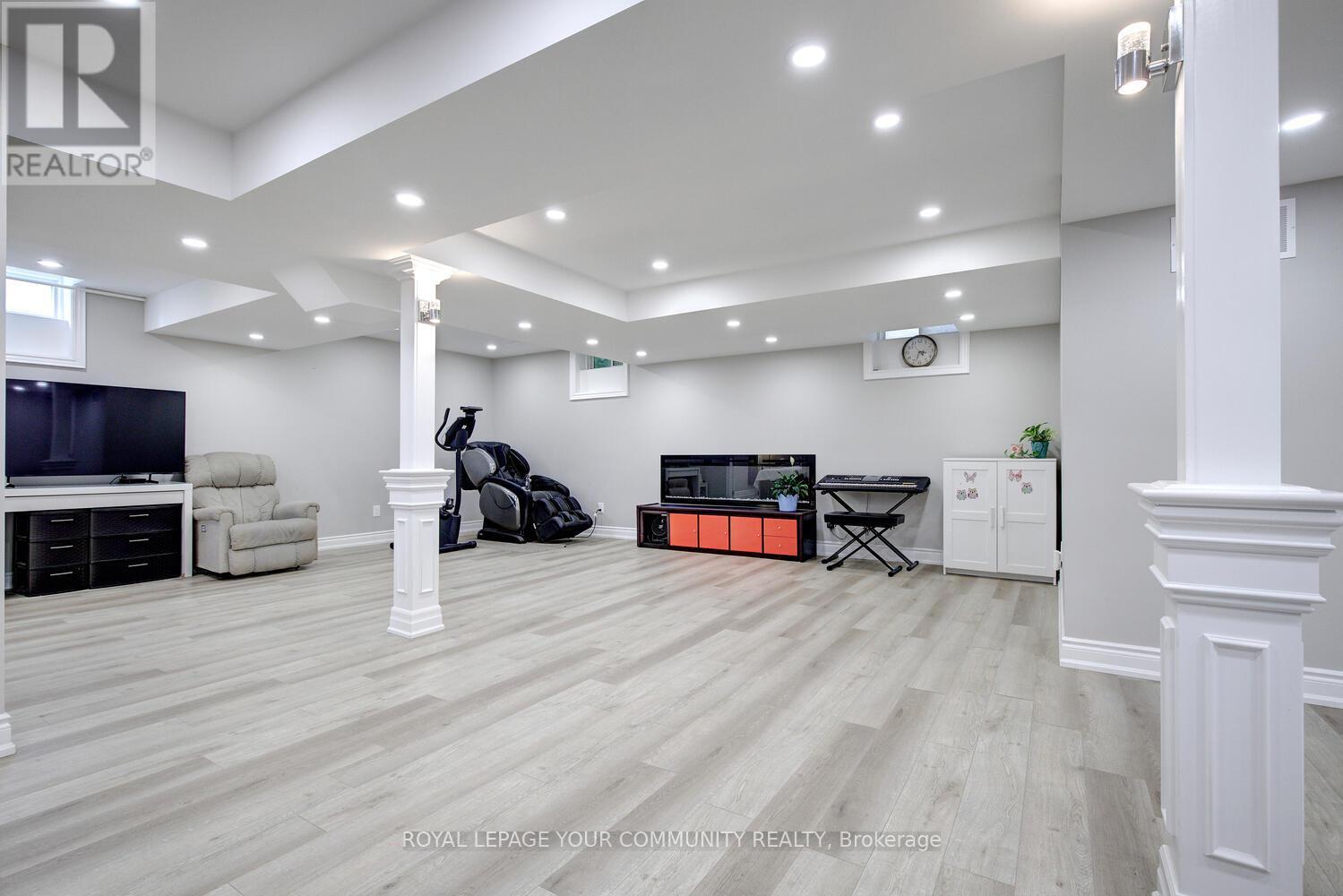 2 Aegis Drive, Vaughan (Patterson), Ontario  L6A 4M6 - Photo 43 - N12442407