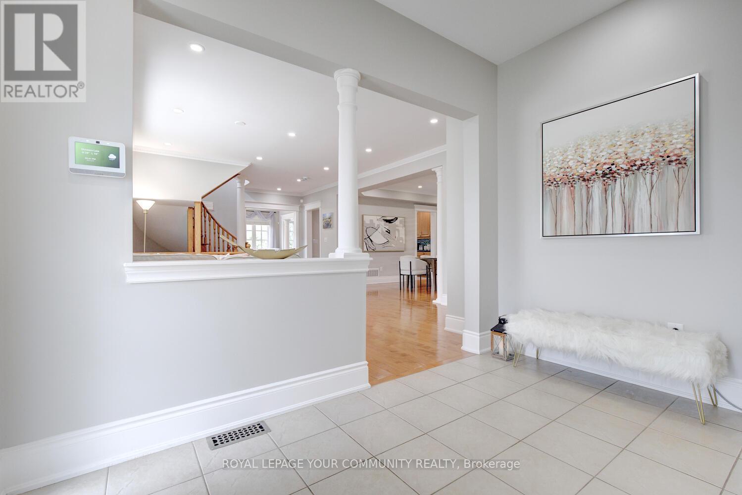 2 Aegis Drive, Vaughan (Patterson), Ontario  L6A 4M6 - Photo 7 - N12442407
