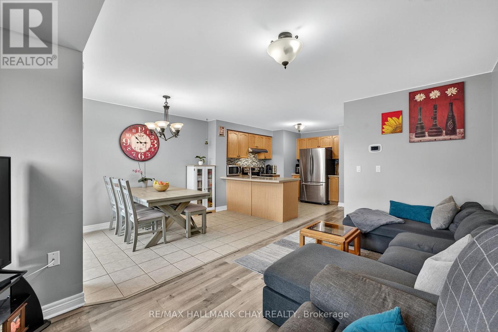 1182 Booth Avenue, Innisfil (Alcona), Ontario  L9S 4W1 - Photo 10 - N12442416