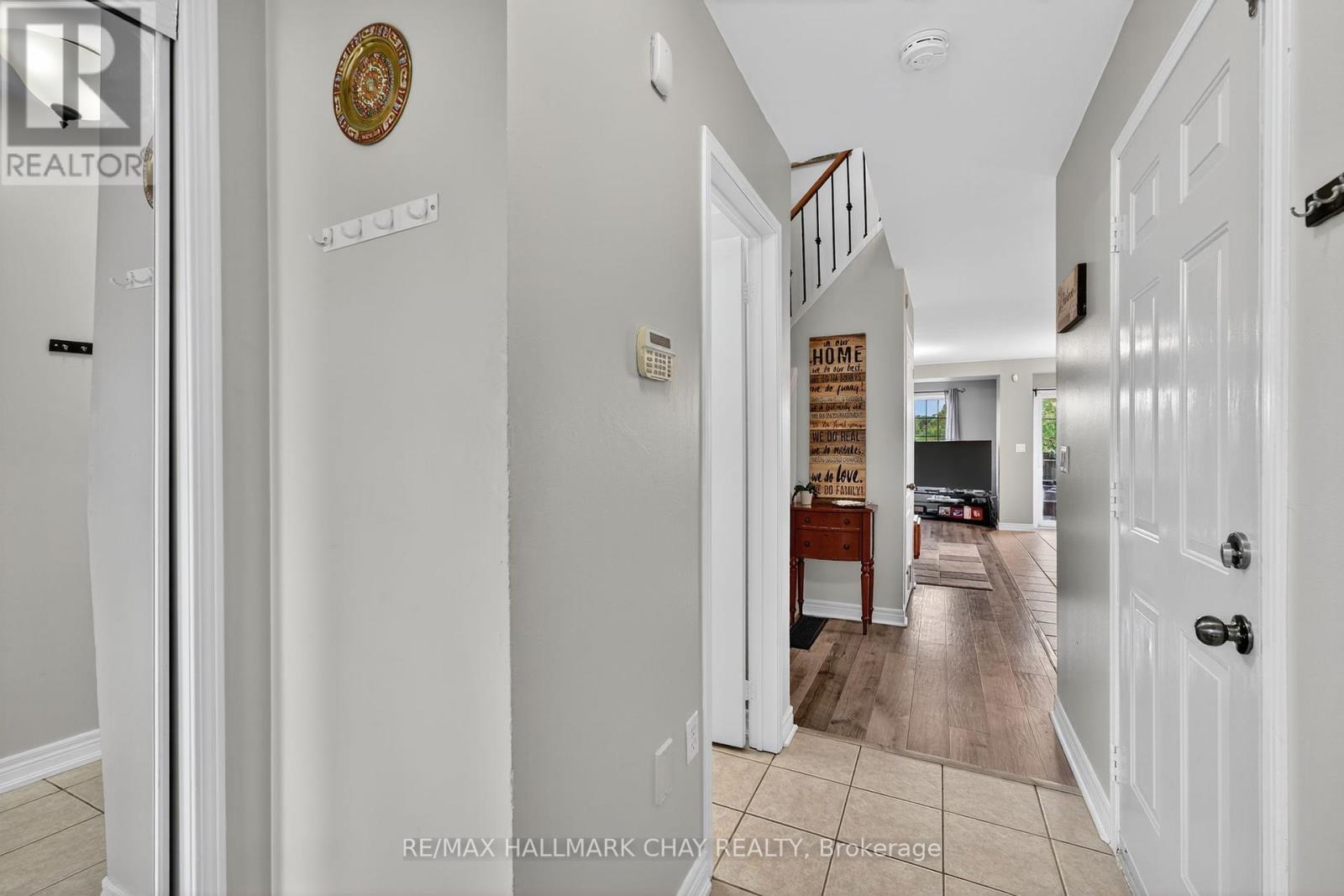 1182 Booth Avenue, Innisfil (Alcona), Ontario  L9S 4W1 - Photo 14 - N12442416