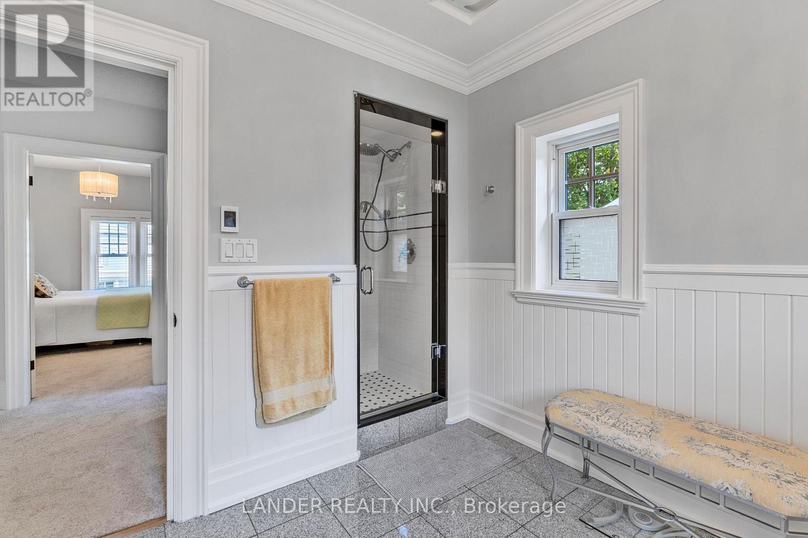 36 King Street, East Gwillimbury (Mt Albert), Ontario  L0G 1M0 - Photo 27 - N12442424