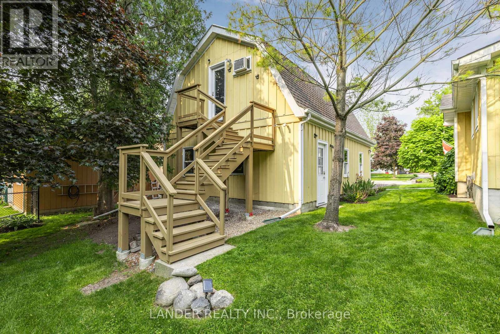 36 King Street, East Gwillimbury (Mt Albert), Ontario  L0G 1M0 - Photo 32 - N12442424