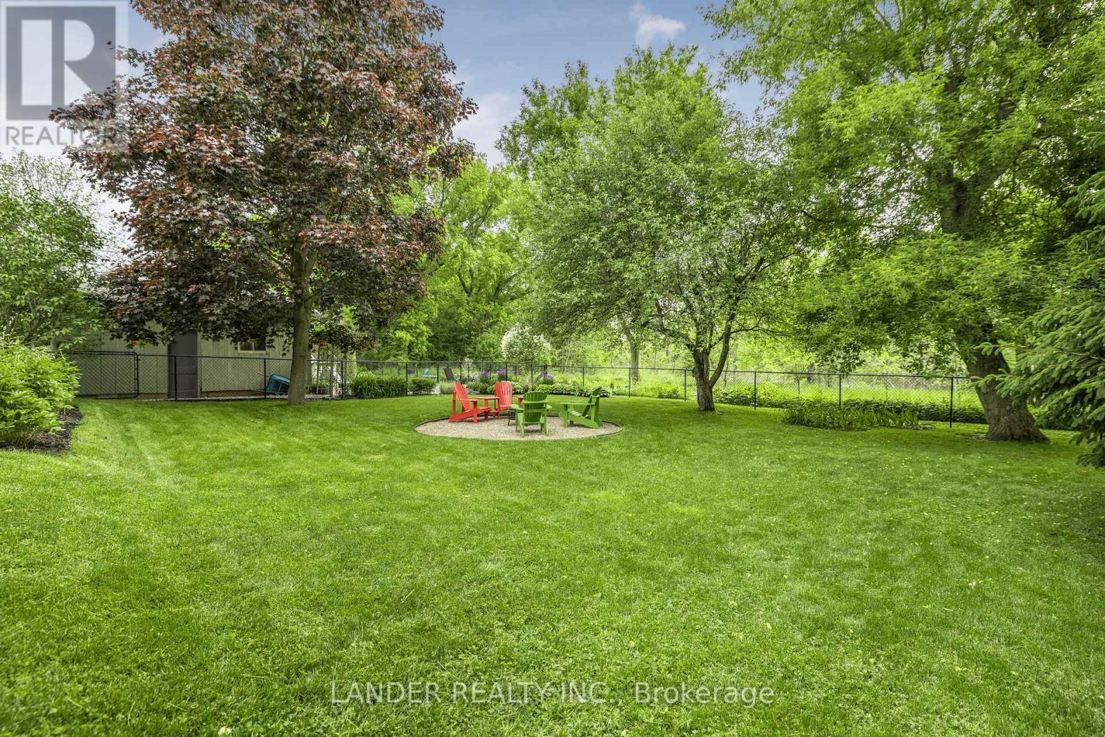 36 King Street, East Gwillimbury (Mt Albert), Ontario  L0G 1M0 - Photo 37 - N12442424