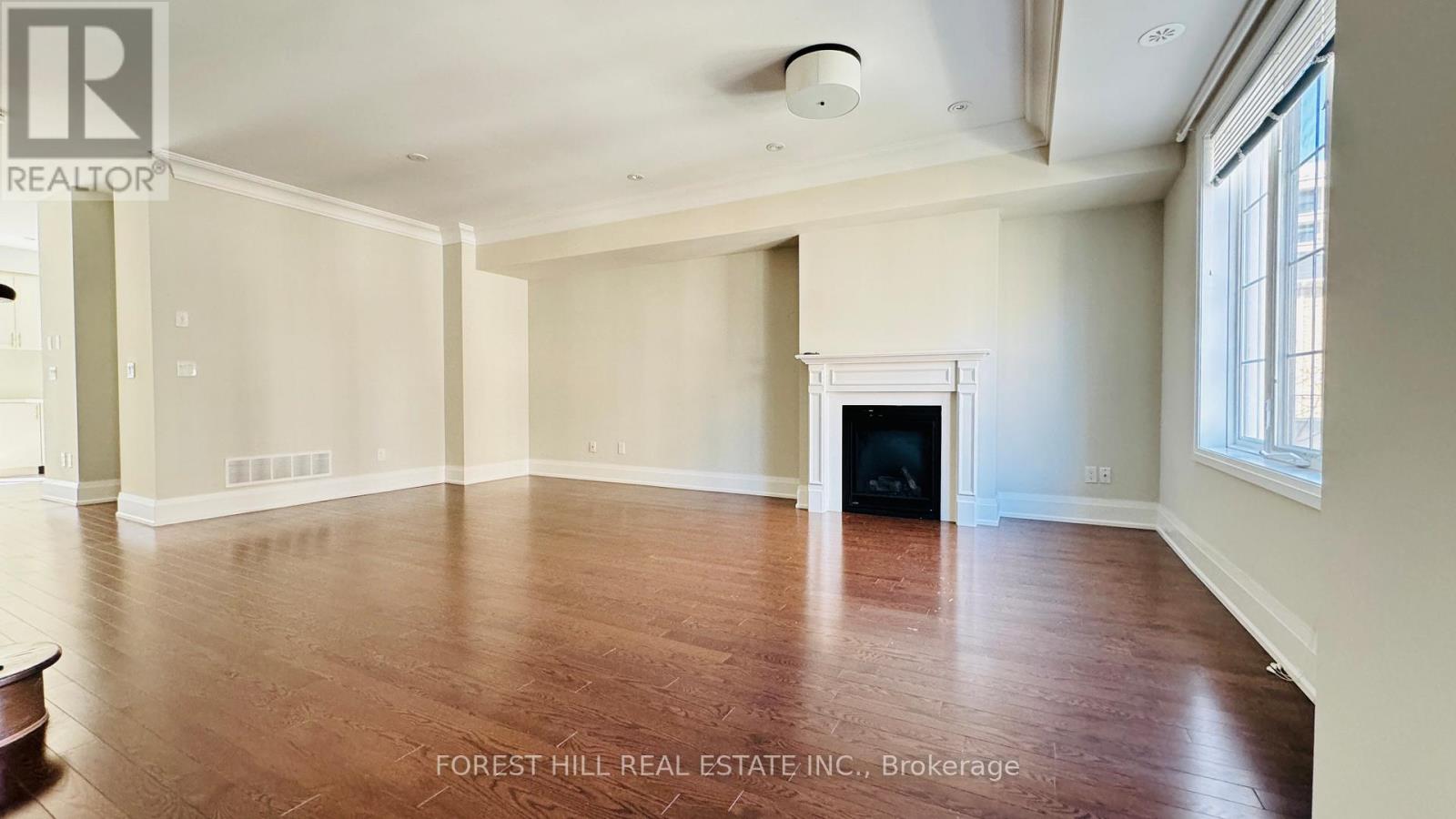 20 American Elm Way, Markham, Ontario  L3R 5R8 - Photo 10 - N12442485