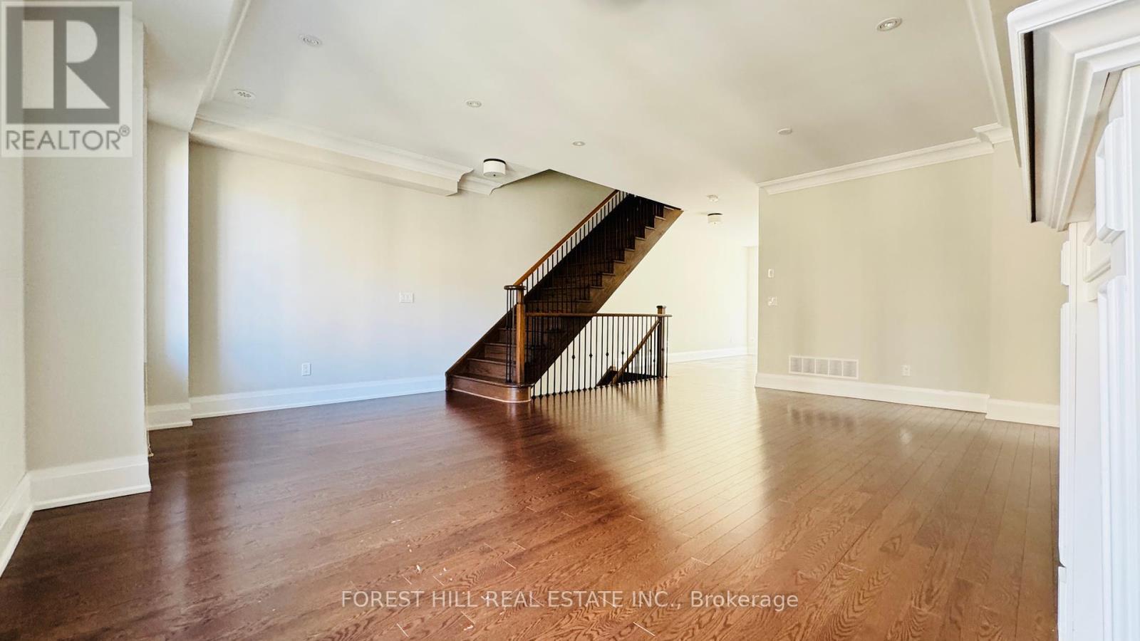 20 American Elm Way, Markham, Ontario  L3R 5R8 - Photo 19 - N12442485