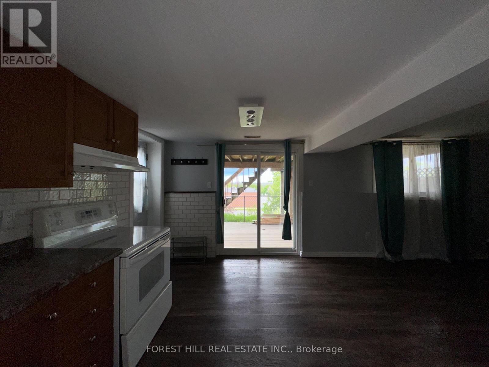 Lower - 354 Britannia Avenue, Bradford West Gwillimbury, Ontario  L3Z 1A7 - Photo 11 - N12442515