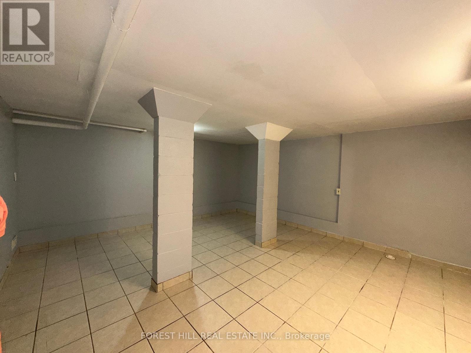 Lower - 354 Britannia Avenue, Bradford West Gwillimbury, Ontario  L3Z 1A7 - Photo 12 - N12442515