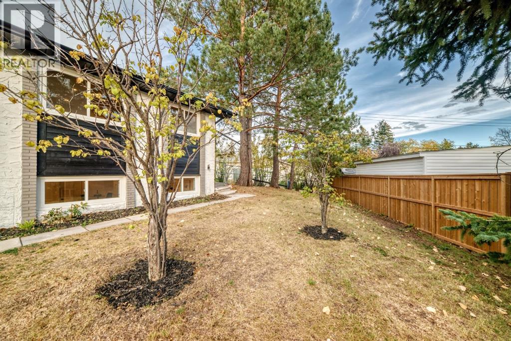 26 Dalgetty Place Nw, Calgary, Alberta  T3A 1H9 - Photo 45 - A2261767