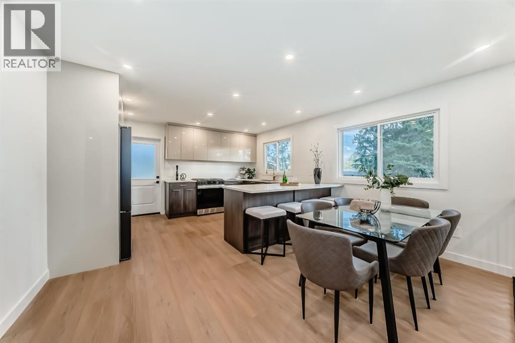 26 Dalgetty Place Nw, Calgary, Alberta  T3A 1H9 - Photo 9 - A2261767