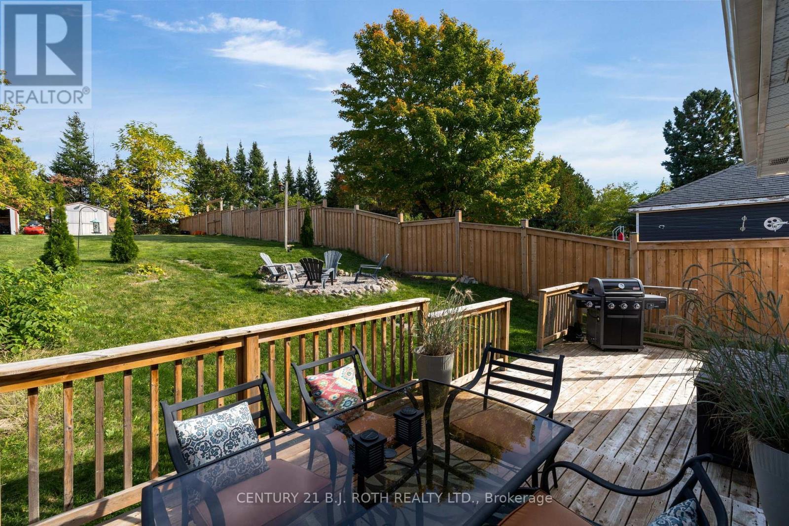 249 Church Street, Penetanguishene, Ontario  L9M 1G6 - Photo 24 - S12442334
