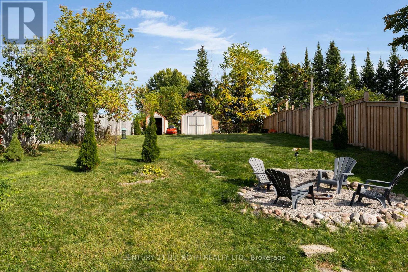 249 Church Street, Penetanguishene, Ontario  L9M 1G6 - Photo 25 - S12442334