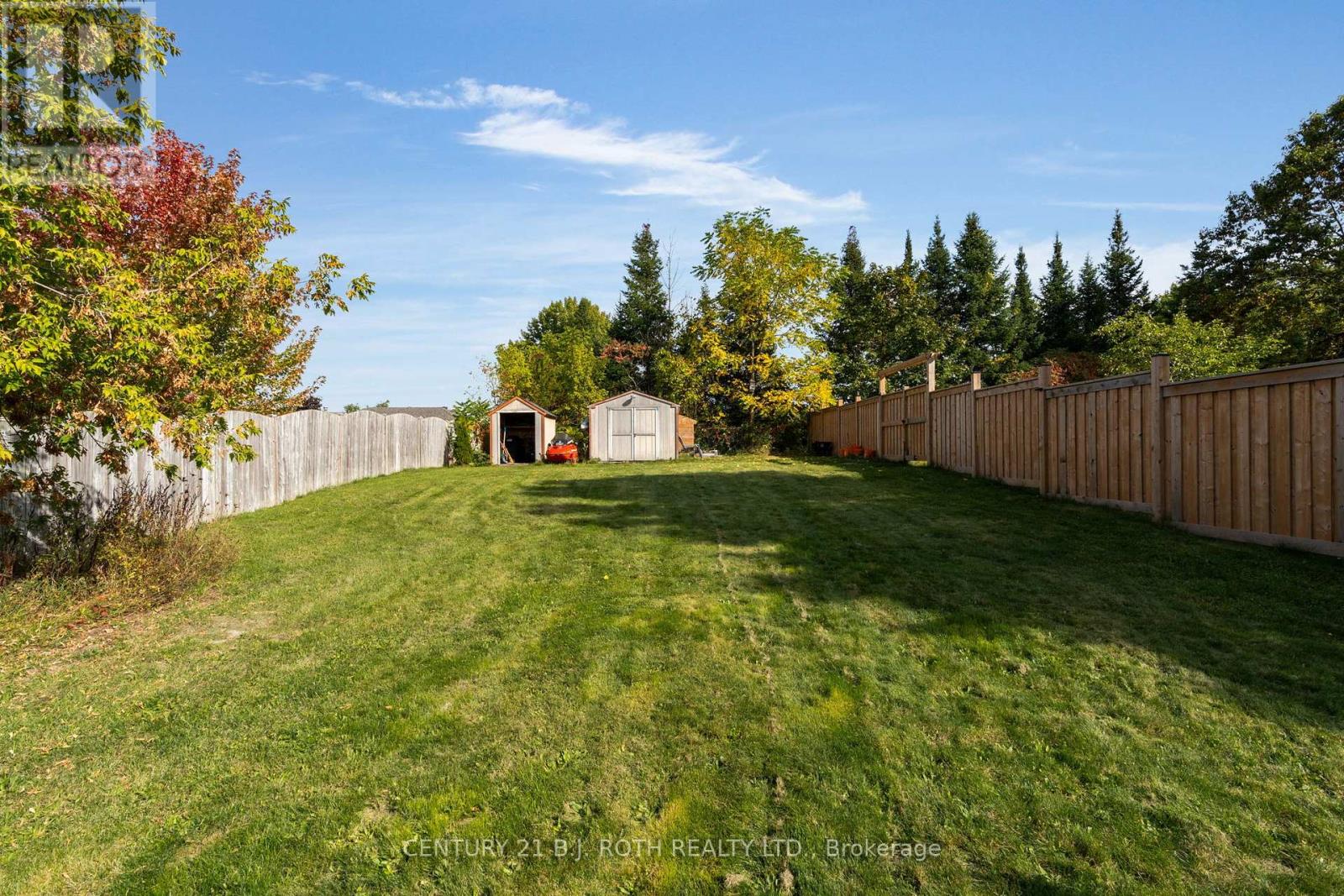 249 Church Street, Penetanguishene, Ontario  L9M 1G6 - Photo 26 - S12442334