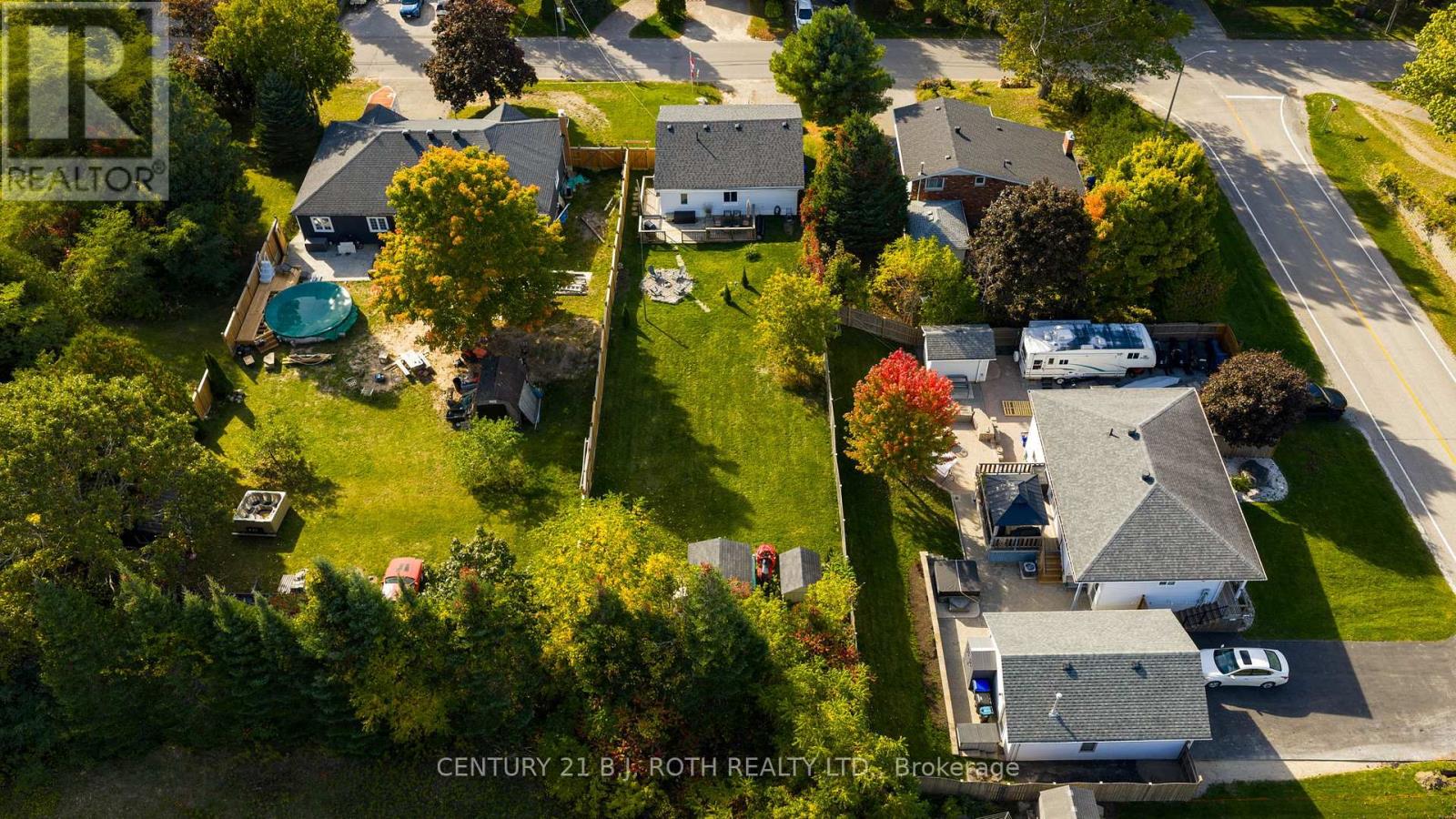249 Church Street, Penetanguishene, Ontario  L9M 1G6 - Photo 31 - S12442334