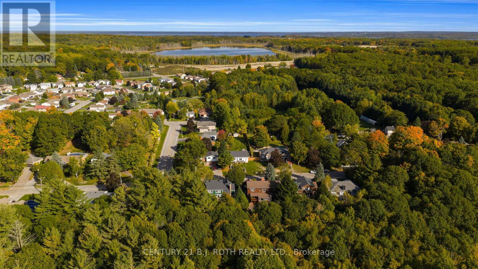 249 Church Street, Penetanguishene, Ontario  L9M 1G6 - Photo 39 - S12442334