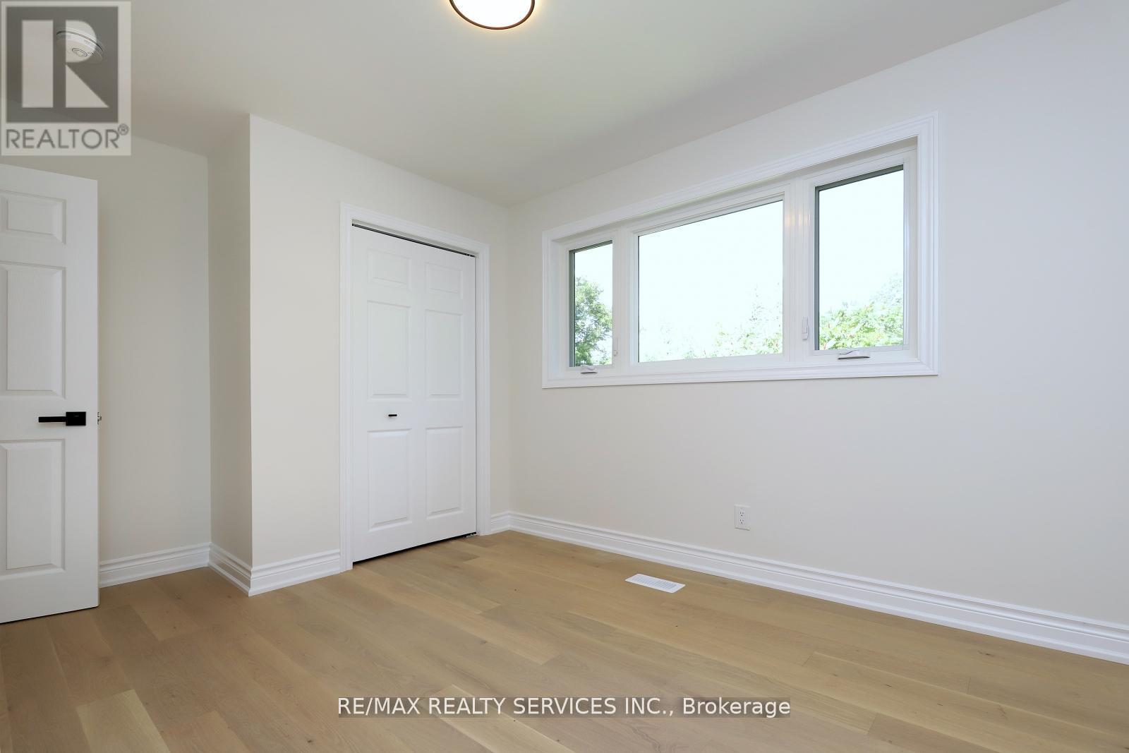 8570 Hwy 12, Oro-Medonte, Ontario  L3V 6H2 - Photo 19 - S12442399