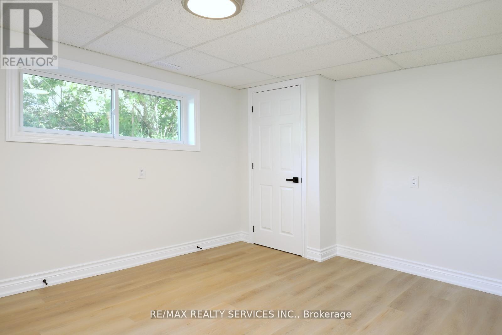 8570 Hwy 12, Oro-Medonte, Ontario  L3V 6H2 - Photo 24 - S12442399
