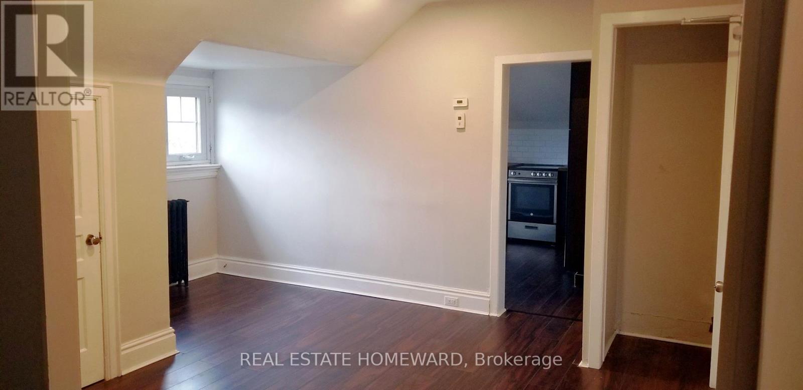3-73 - 71 Mary Street, Barrie, Ontario  L4N 1T2 - Photo 2 - S12442466