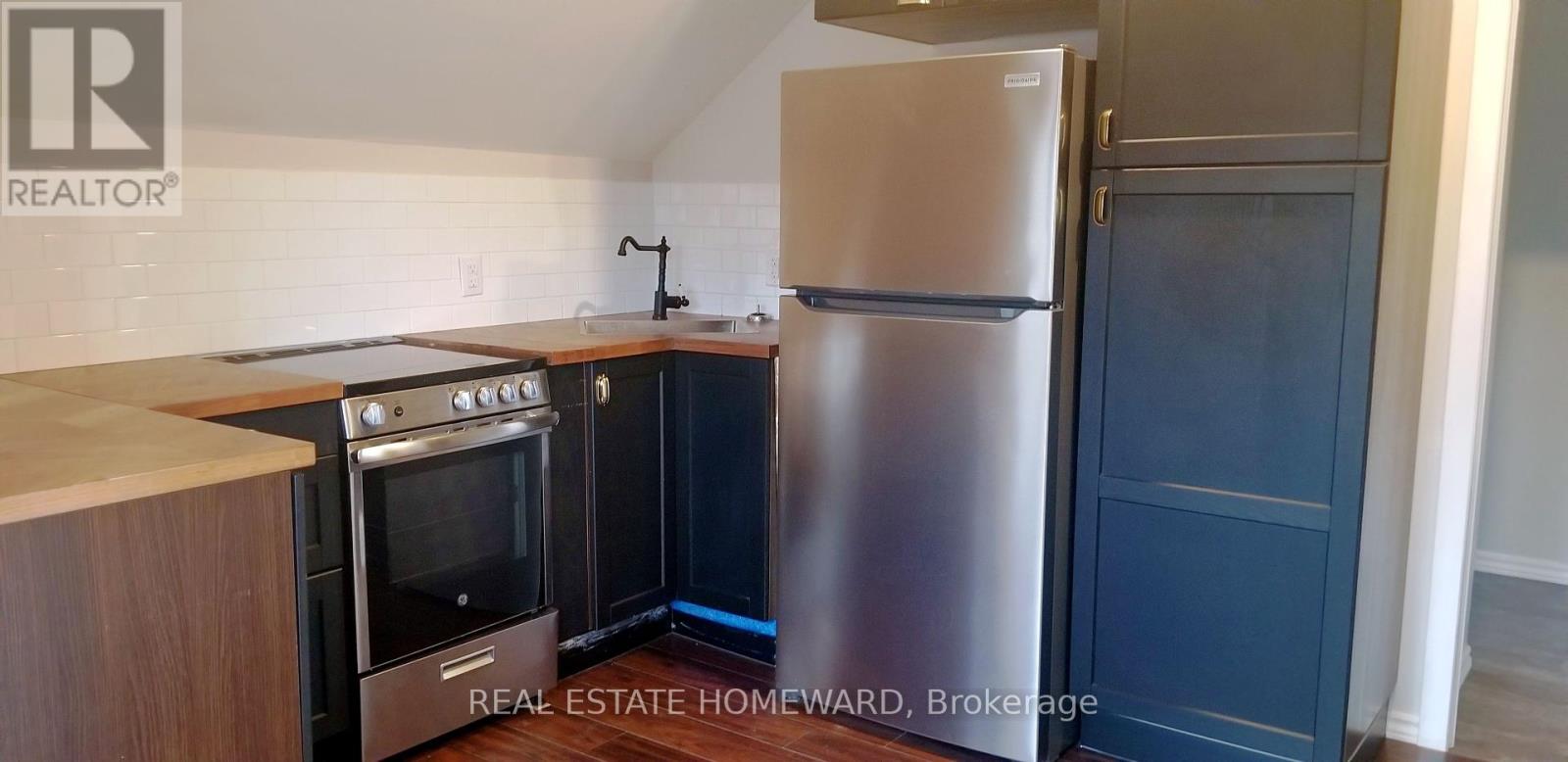 3-73 - 71 Mary Street, Barrie, Ontario  L4N 1T2 - Photo 3 - S12442466