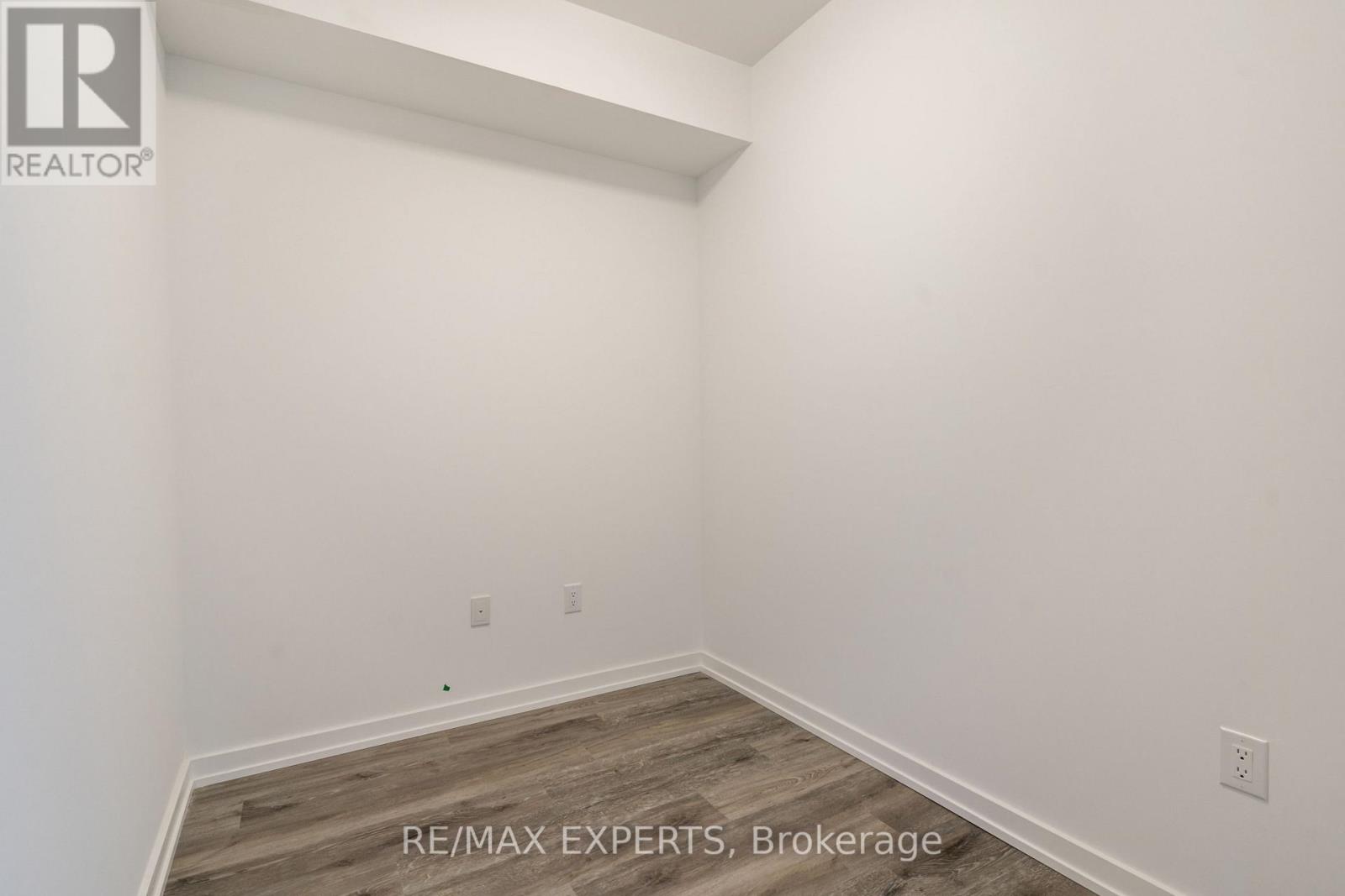 319 - 430 Essa Road, Barrie, Ontario  L4N 9C6 - Photo 10 - S12442518