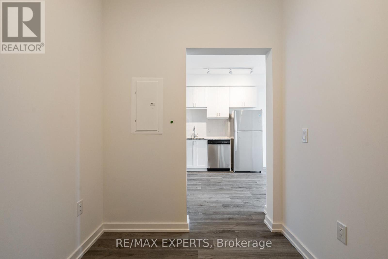 319 - 430 Essa Road, Barrie, Ontario  L4N 9C6 - Photo 12 - S12442518