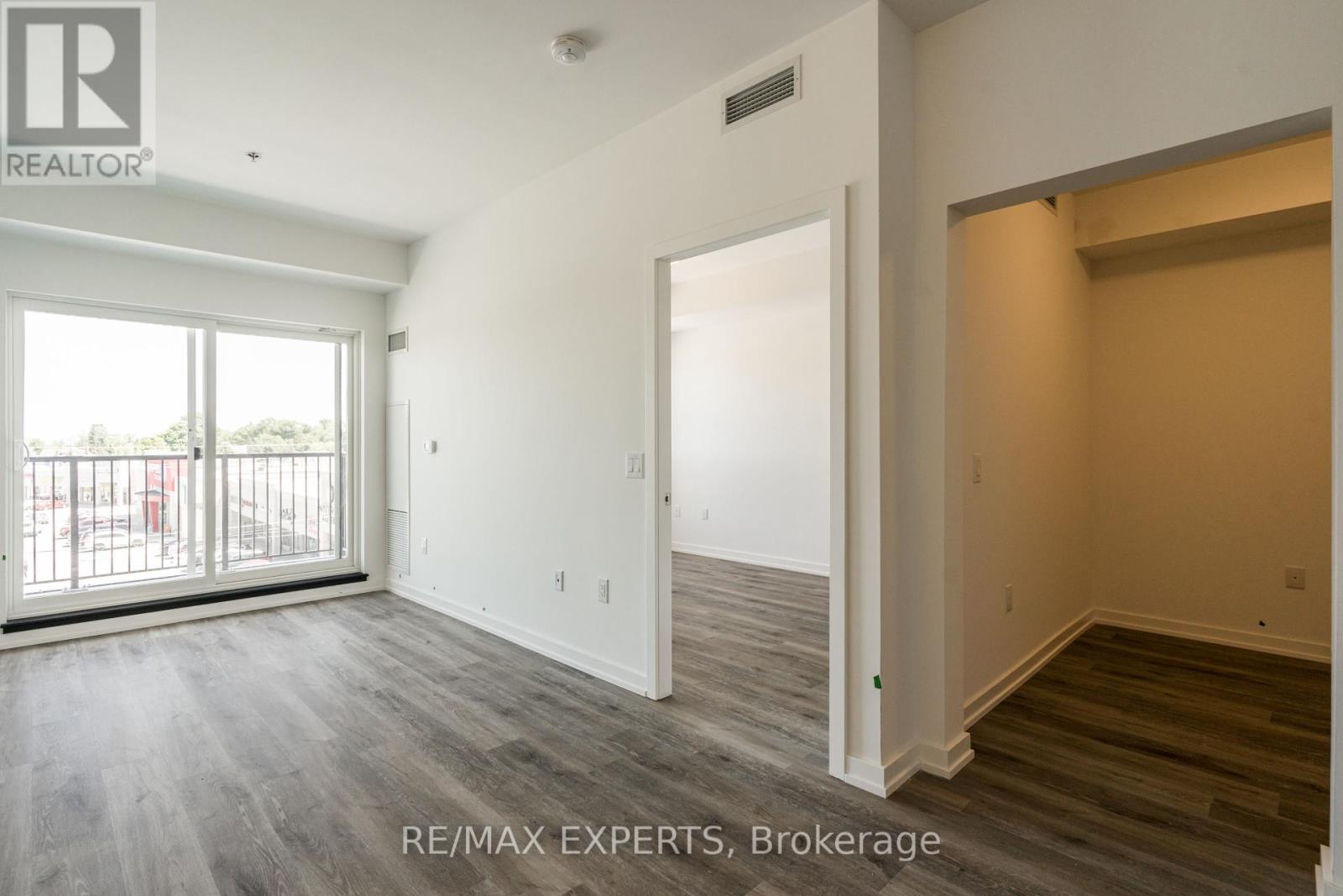 319 - 430 Essa Road, Barrie, Ontario  L4N 9C6 - Photo 16 - S12442518