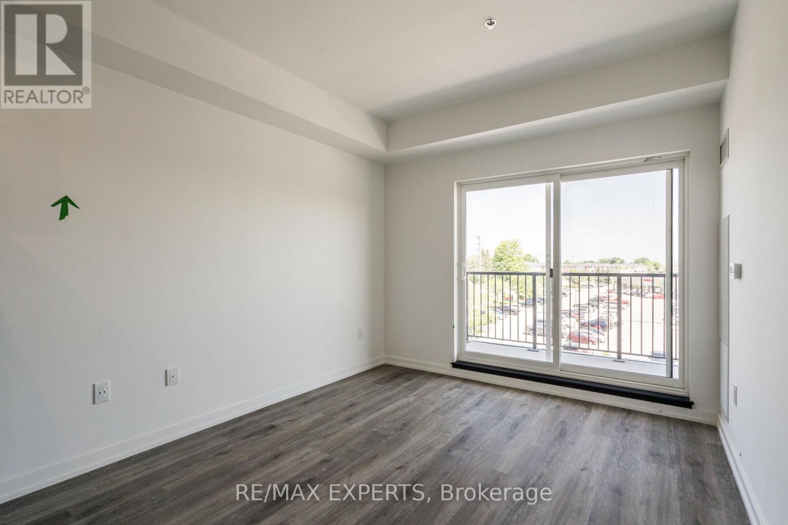 319 - 430 Essa Road, Barrie, Ontario  L4N 9C6 - Photo 20 - S12442518