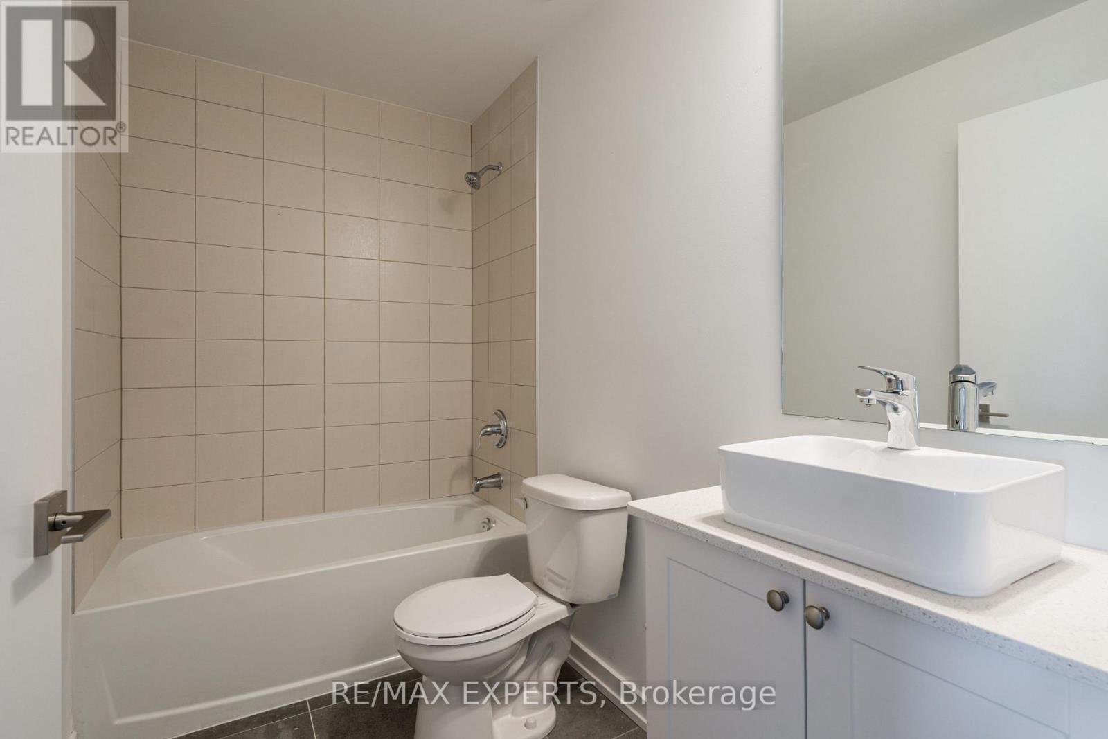 319 - 430 Essa Road, Barrie, Ontario  L4N 9C6 - Photo 8 - S12442518