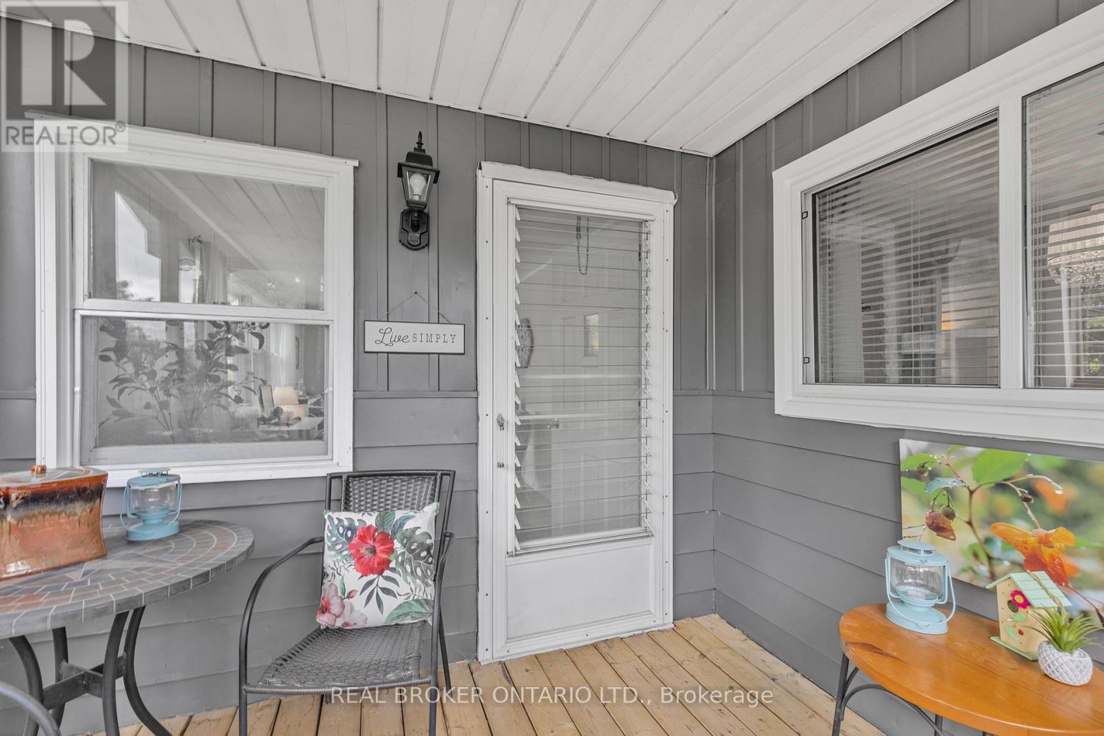 23 Owen Road, Oro-Medonte (Hawkestone), Ontario  L0L 1T0 - Photo 3 - S12442535