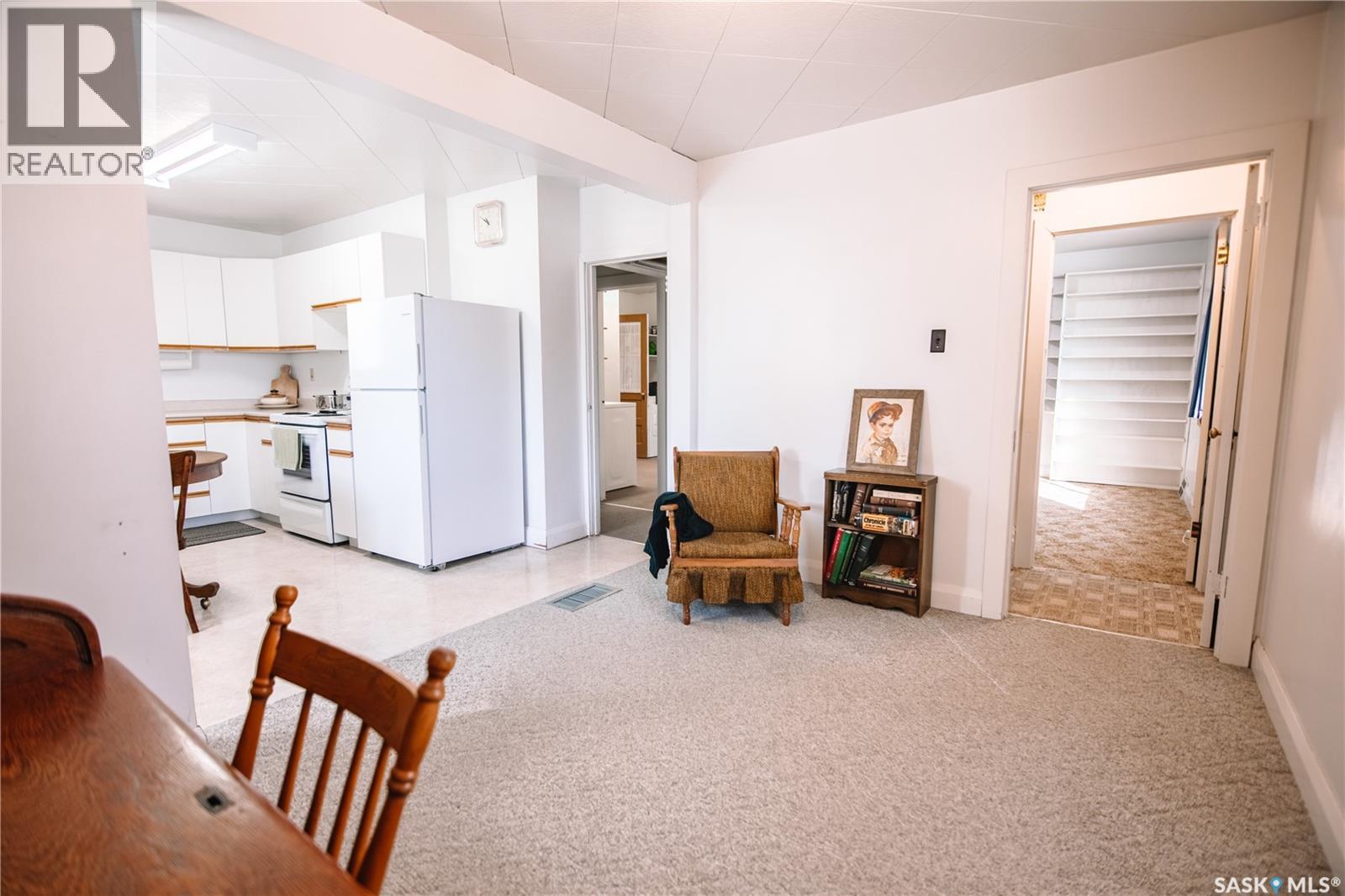 414 10th Avenue Nw, Moose Jaw, Saskatchewan  S6H 4K5 - Photo 11 - SK019826