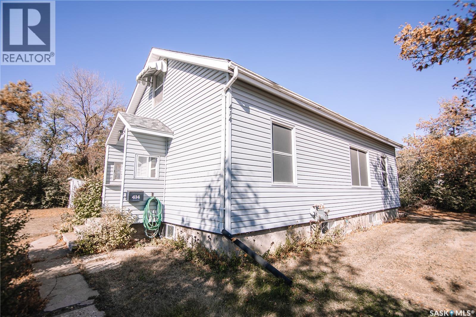 414 10th Avenue Nw, Moose Jaw, Saskatchewan  S6H 4K5 - Photo 32 - SK019826